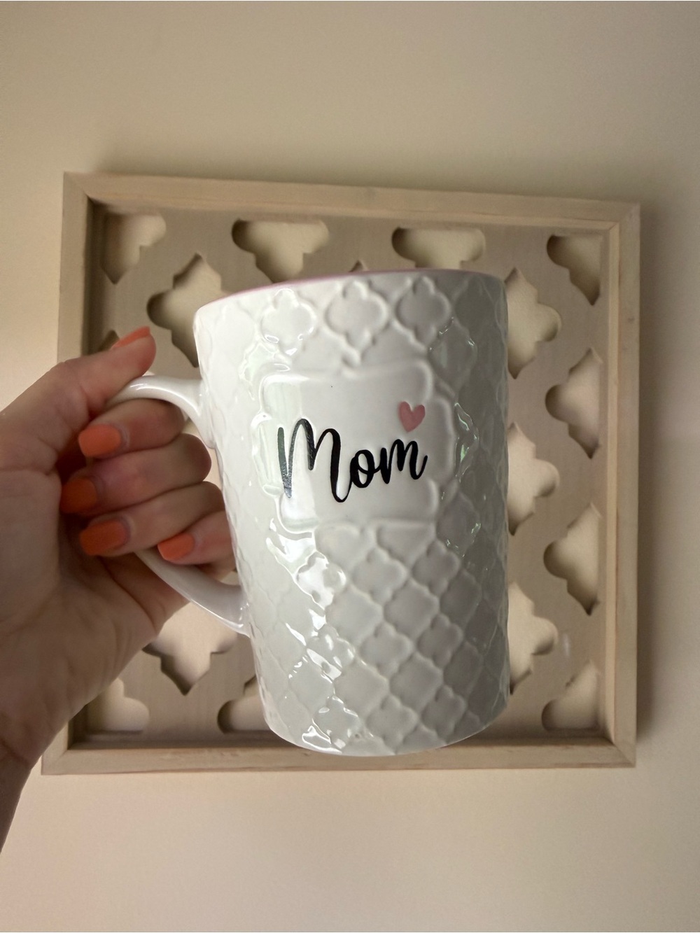 Mom Embossed Ceramic Mug with Pink Heart
